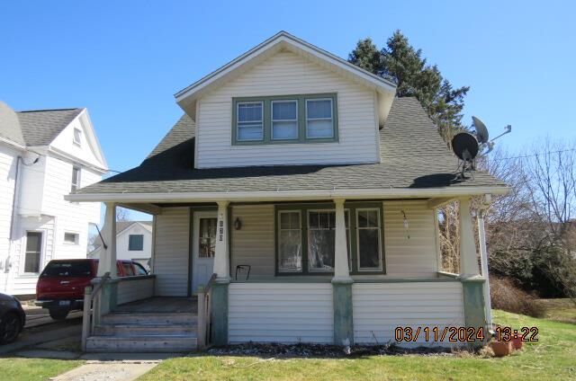 Property Photo:  120 N Hopkins St  PA 18848 