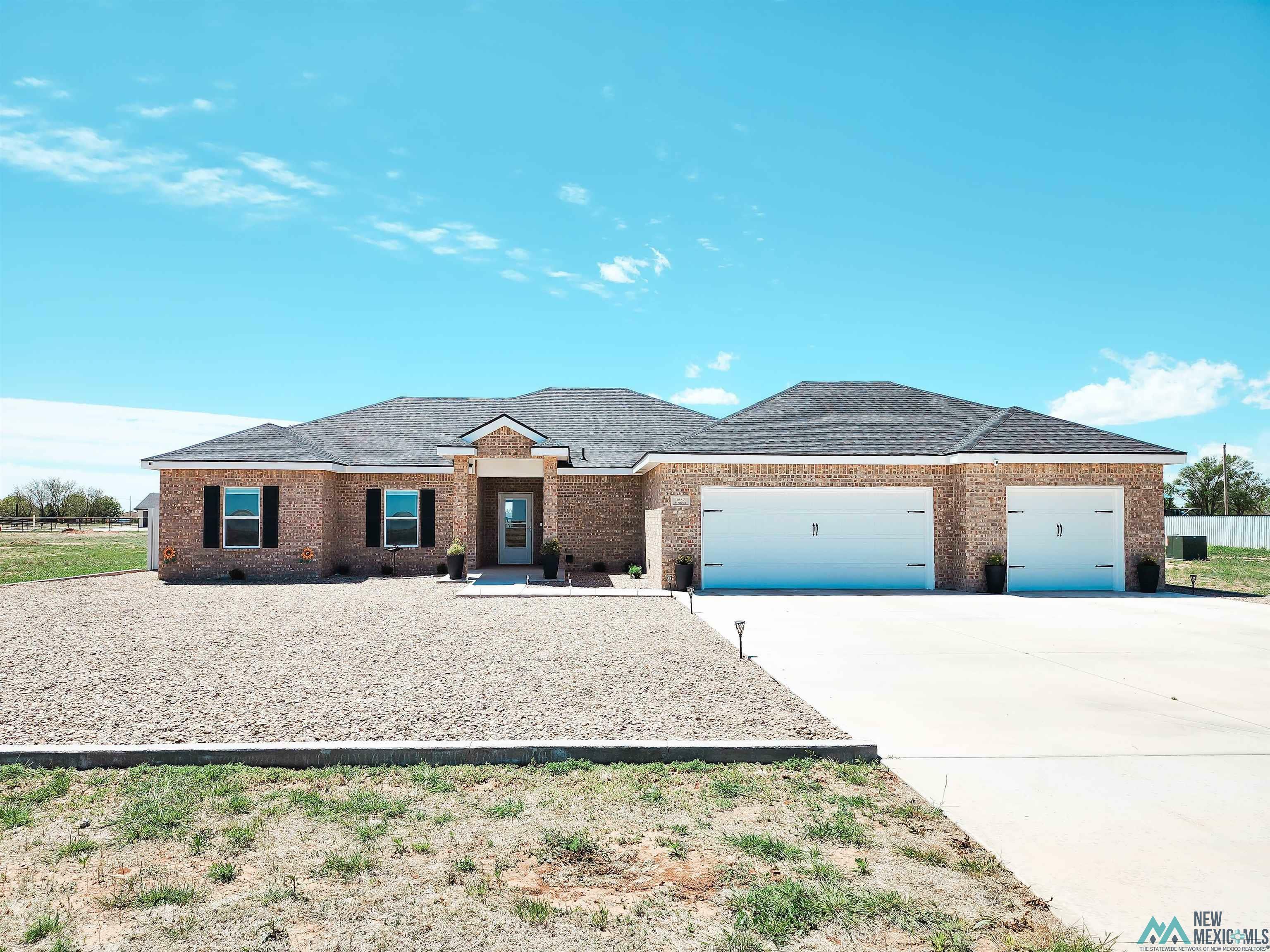Property Photo: 1557 Brazos Boulevard NM 88101