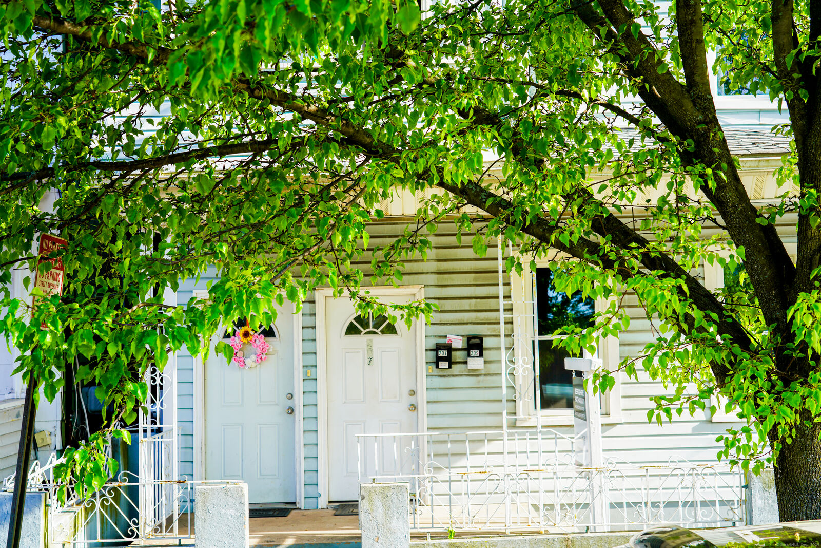 Property Photo:  207 Saltonstall Avenue  CT 06513 