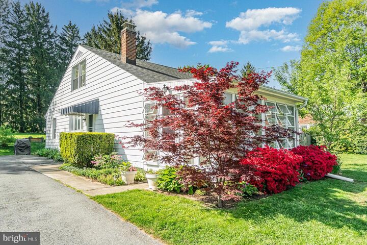 531 W Keller Street  Mechanicsburg PA 17055 photo