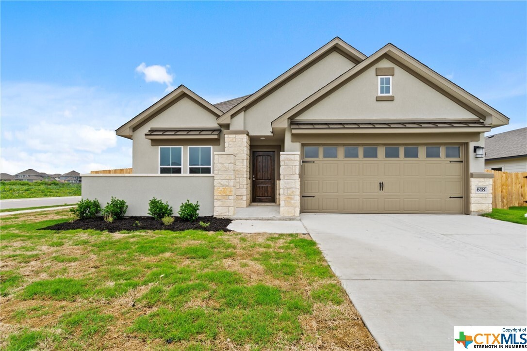 Property Photo:  618 Waylon Circle  TX 76542 