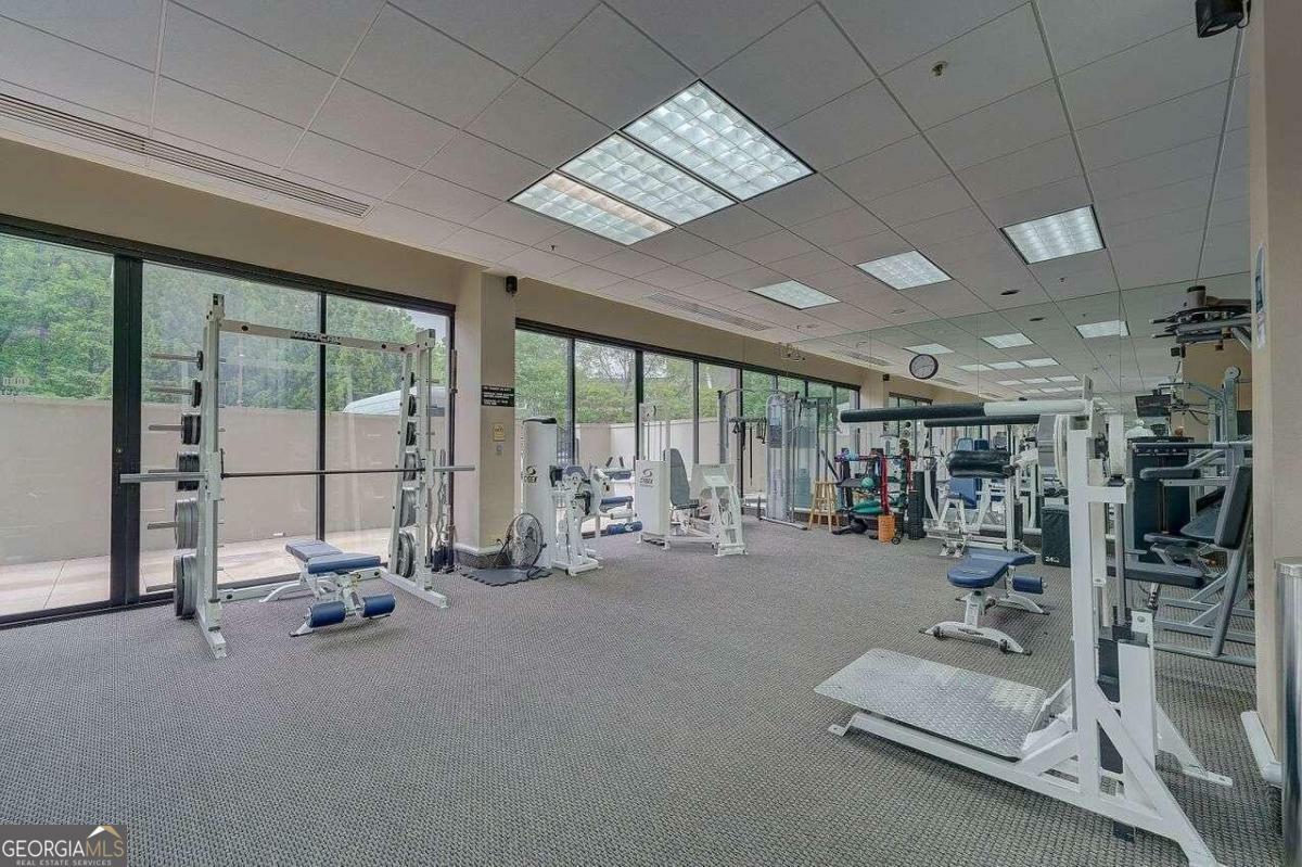 Property Photo:  2660 Peachtree Road NW 6C  GA 30305 