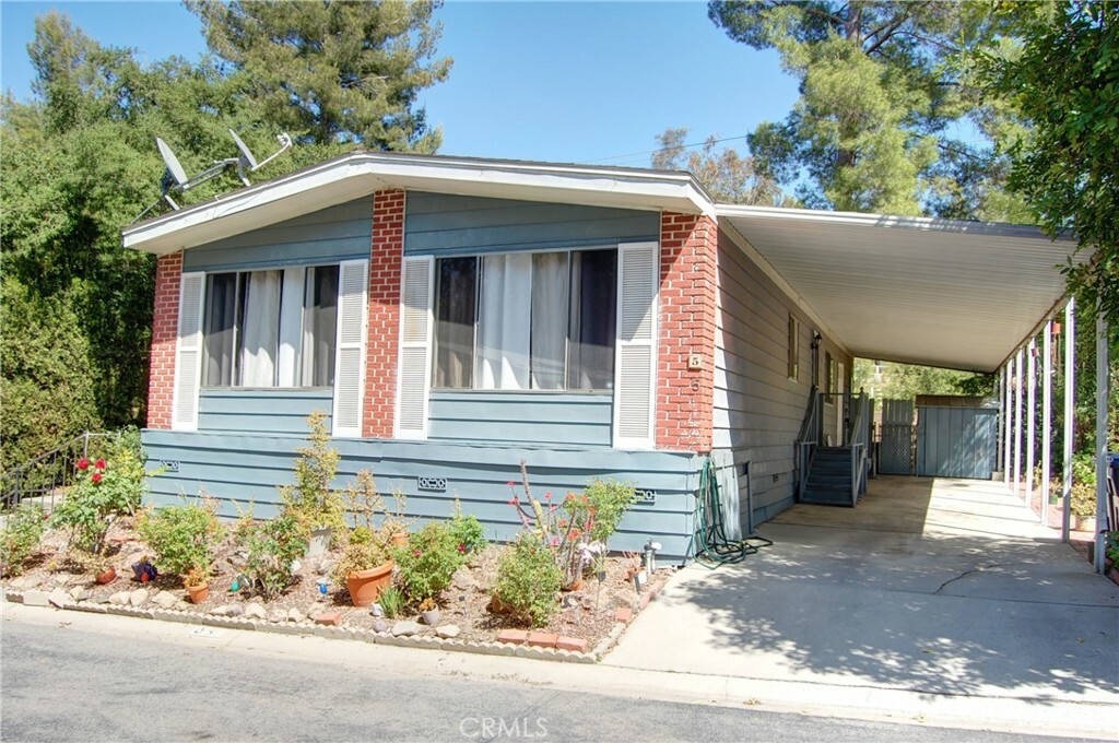 Property Photo:  23277 Mulholland Hwy 5  CA 91302 