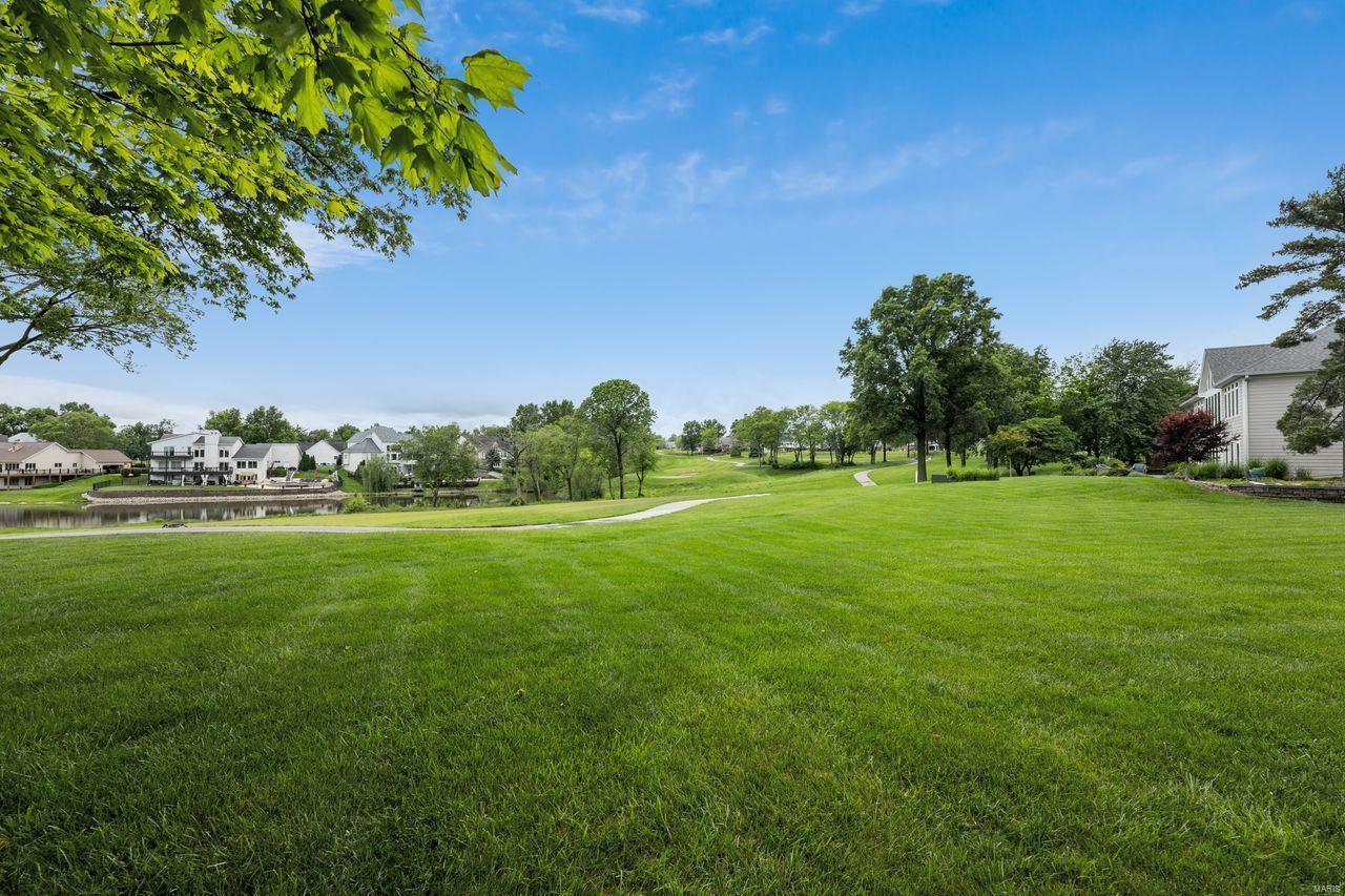 Property Photo:  560 Malinmor Drive  MO 63304 