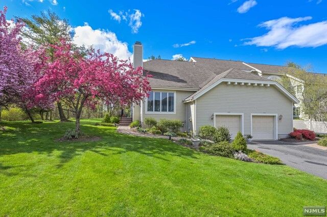 169 Easedale Road  Wayne NJ 07470 photo