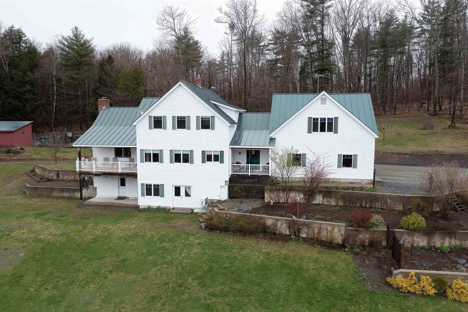 Property Photo: 453 Reservoir Road VT 05001