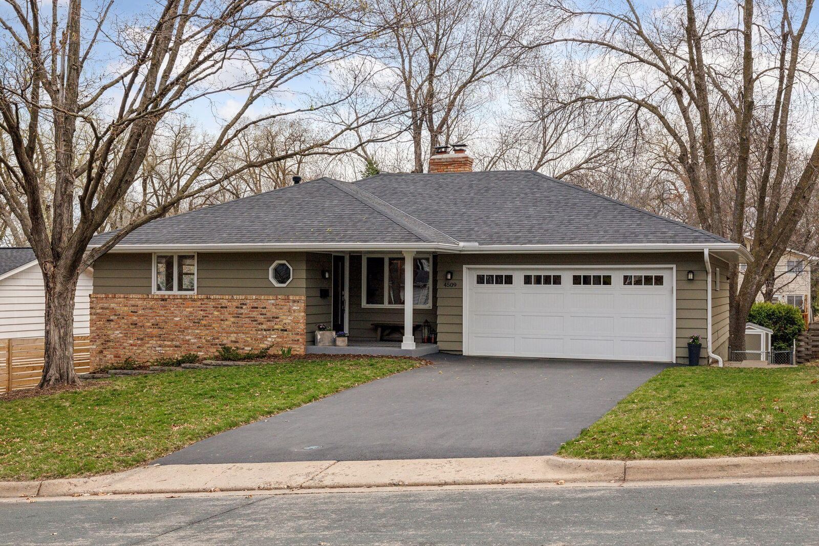 Property Photo:  4509 Parkside Lane  MN 55436 