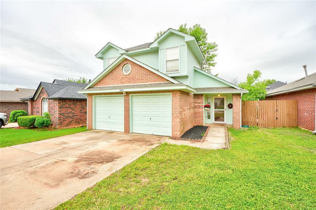 Property Photo:  2409 Grapevine Drive  OK 73130 