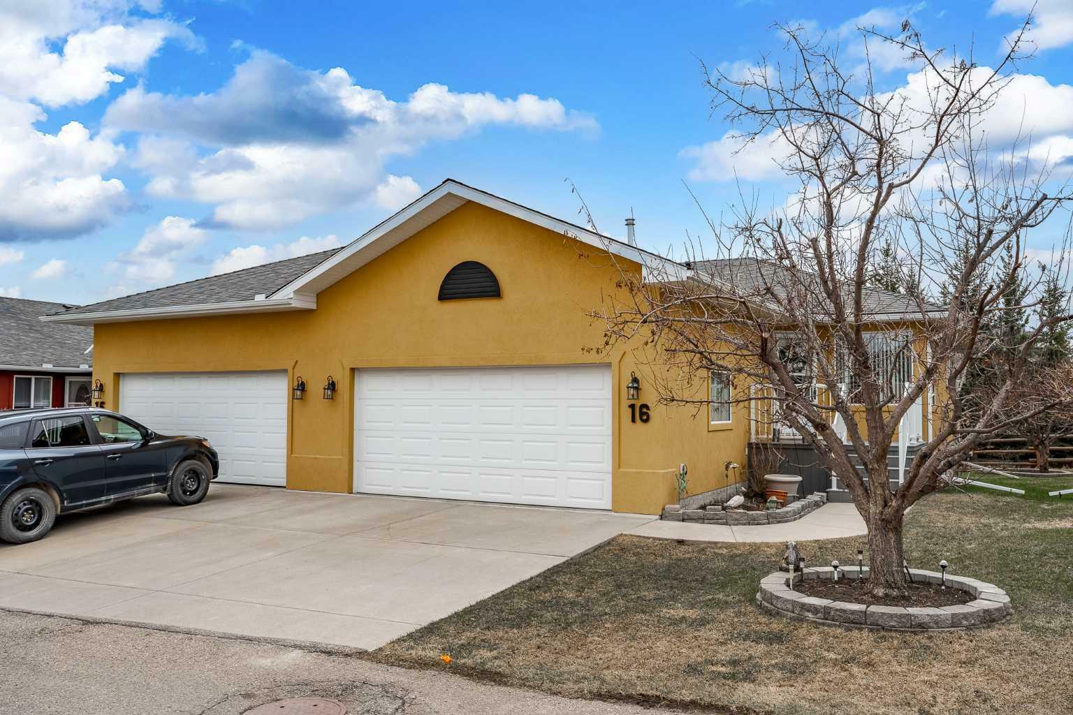 16, 825 Imperial Drive 16  Diamond Valley AB T0T 2A0 photo