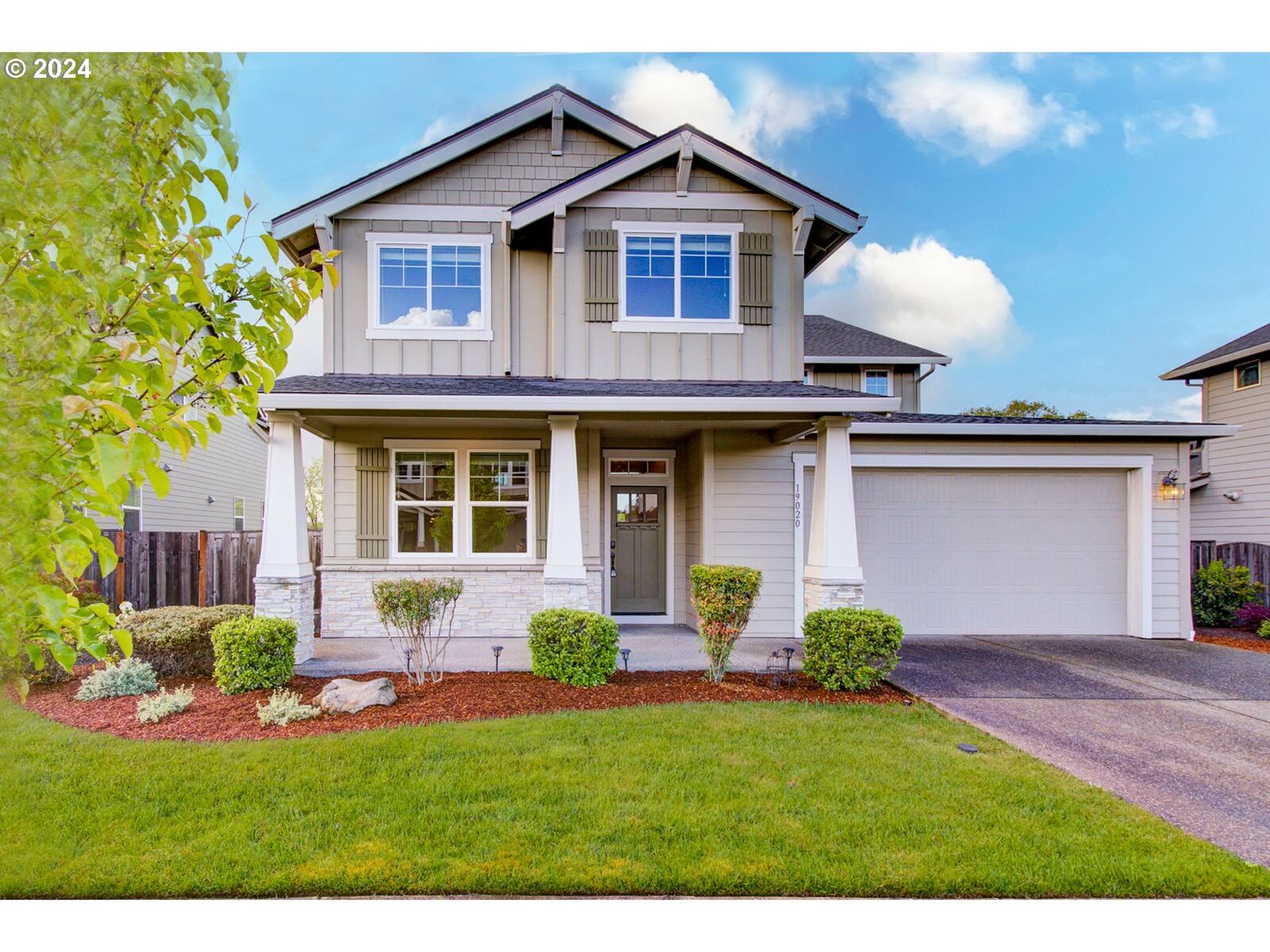 Property Photo: 19020 NE 29th Dr WA 98684