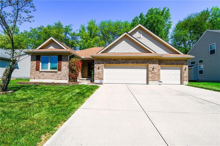 2250 Harmony Drive  Xenia OH 45385 photo