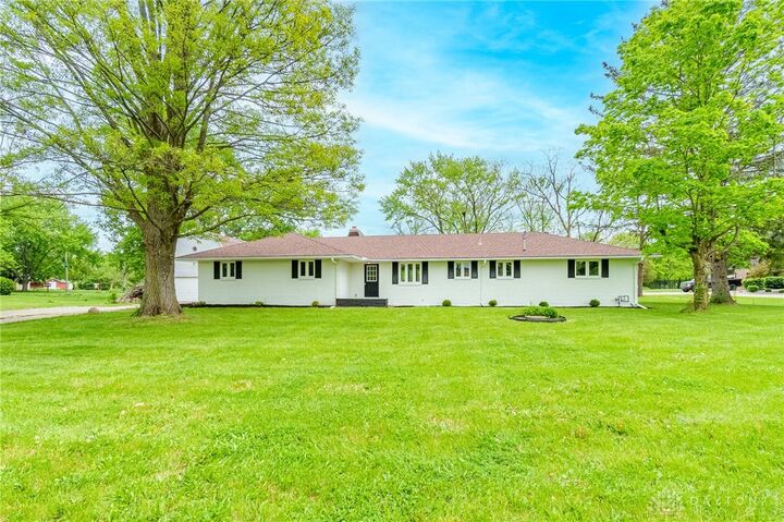 130 S Diamond Mill Road  Clayton OH 45315 photo