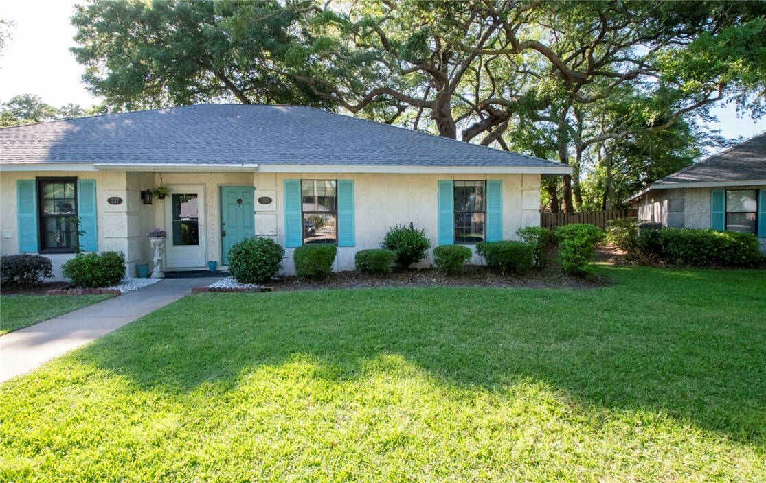 Property Photo:  239 Island Drive  GA 31522 