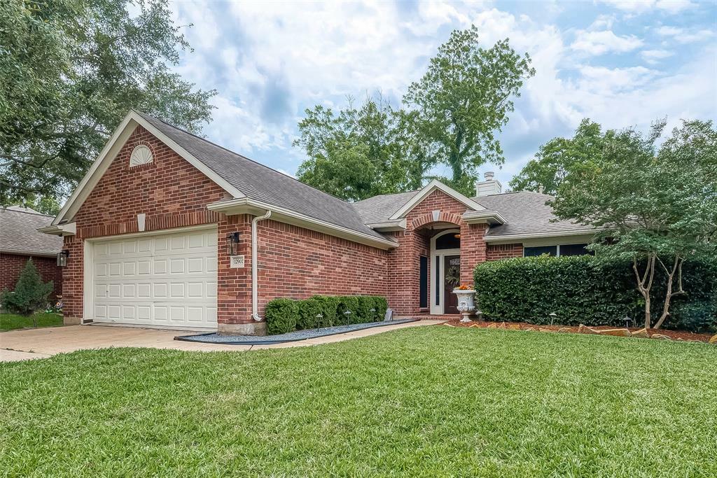 Property Photo:  12902 Stratford Heights Drive  TX 77498 