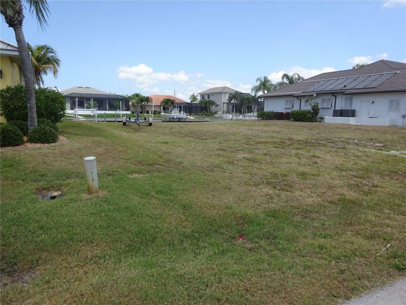 Property Photo:  3611 Bonaire Court  FL 33950 