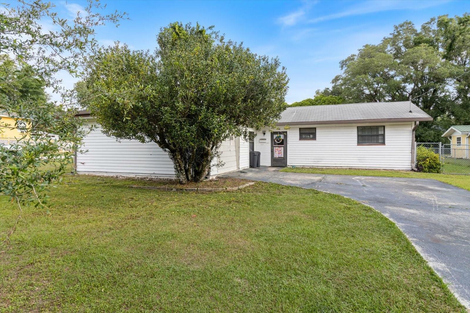 Property Photo:  19669 SW Rainbow Lakes Boulevard  FL 34431 