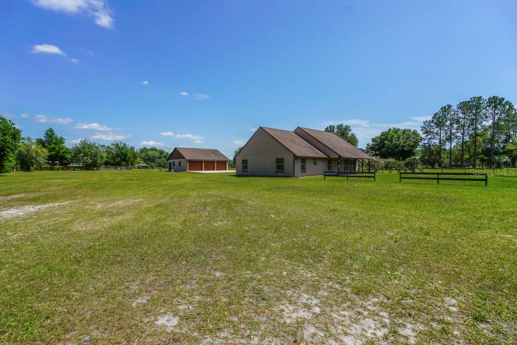 Property Photo:  28838 Williams Woods Road  FL 32778 