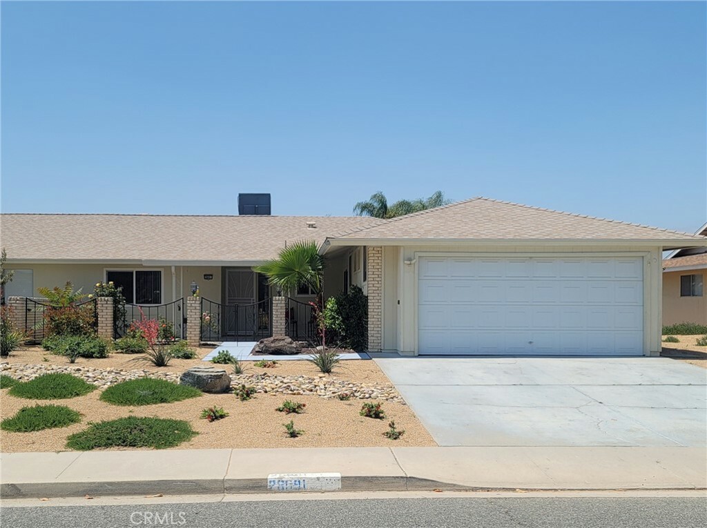 Property Photo:  28091 Grosse Point Drive  CA 92586 