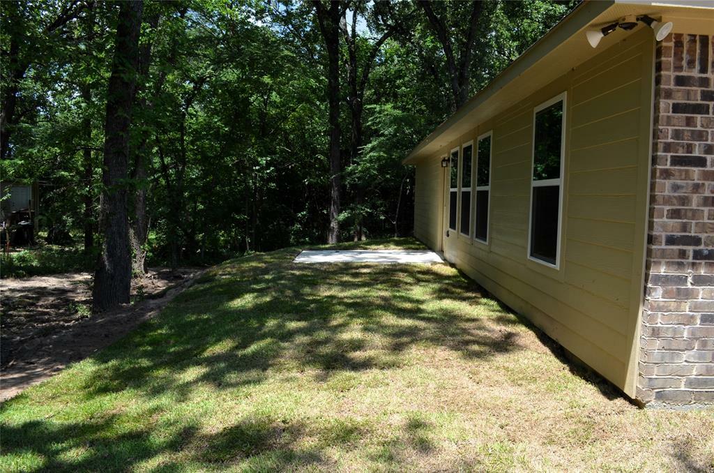 Property Photo:  188 Armada Loop  TX 75156 