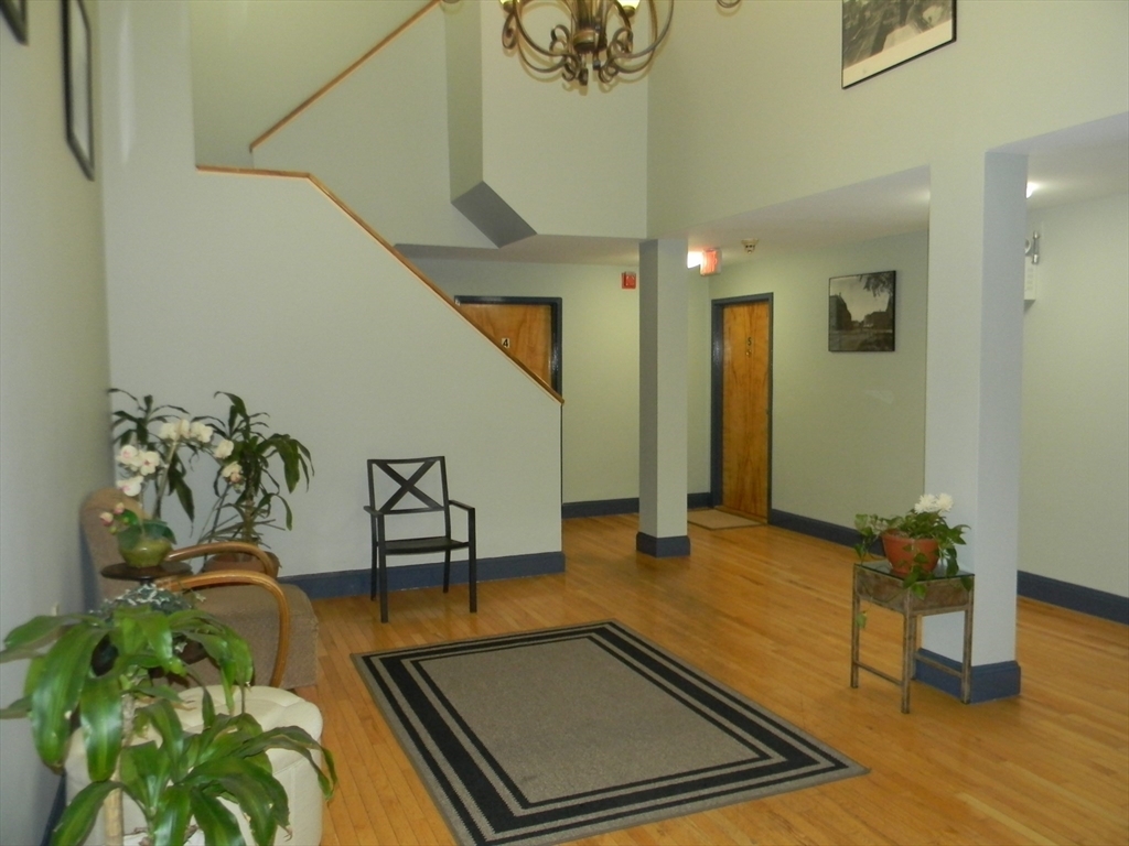 Property Photo:  12 Walnut Street 4  MA 01760 