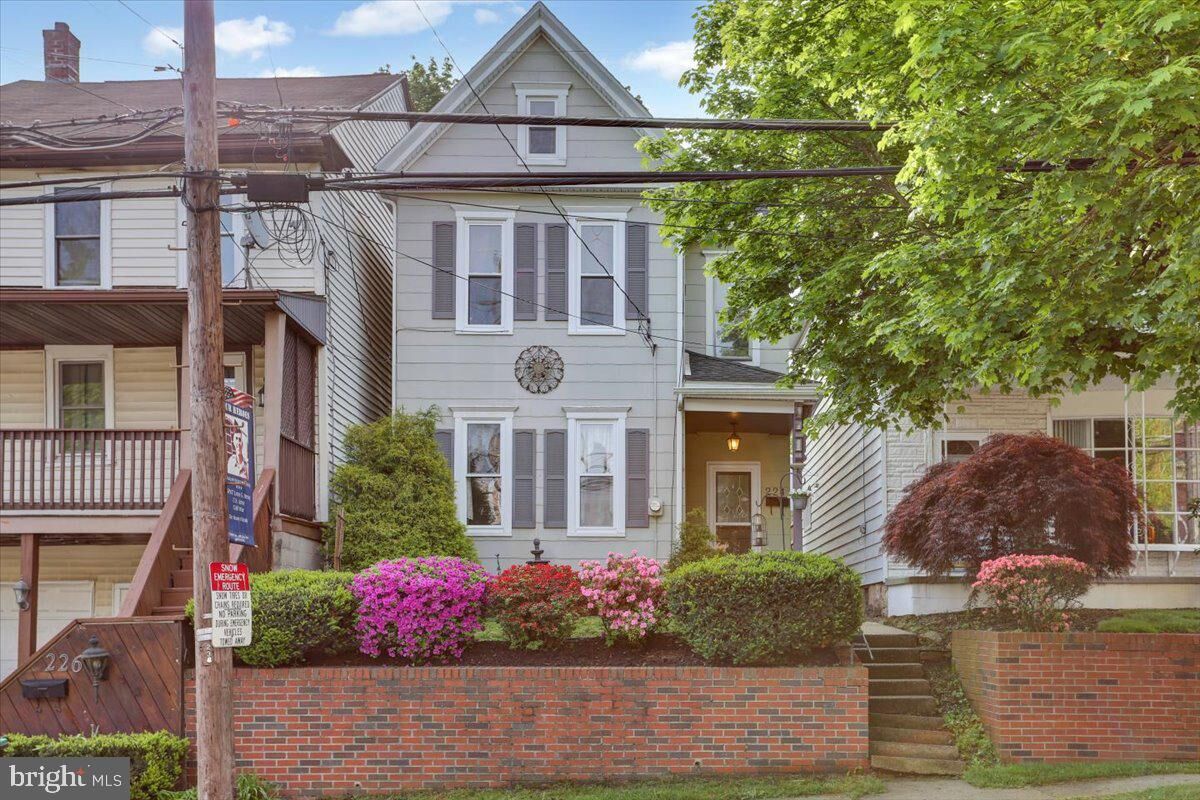 Property Photo:  224 N Warren Street  PA 17961 