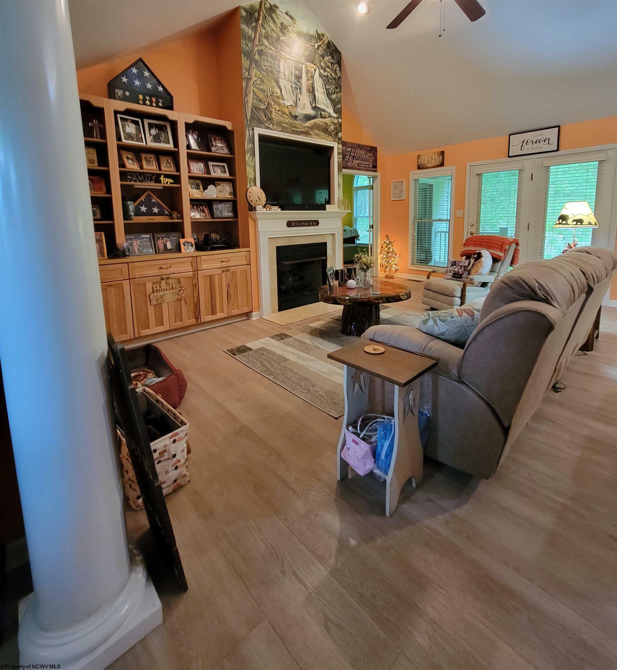 Property Photo:  324 S Skyview Drive  WV 26241 