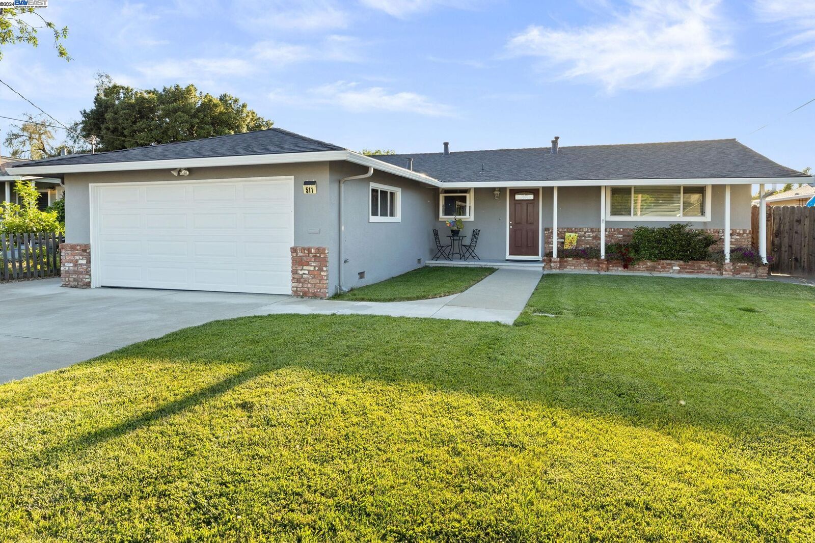 Property Photo:  511 Rose St  CA 94550 