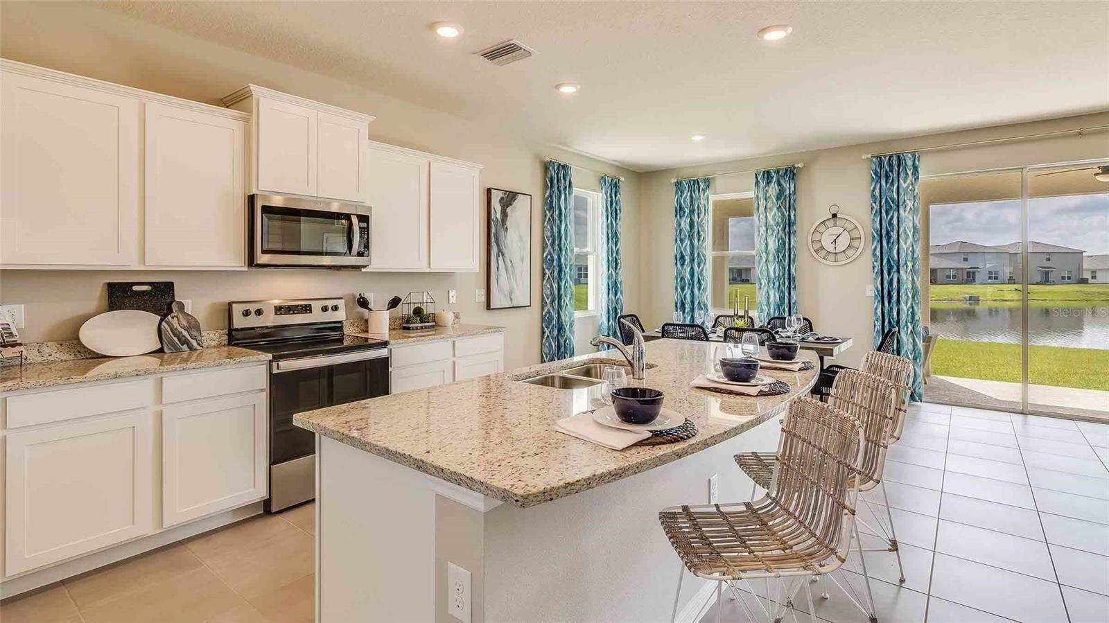 Property Photo: 5911 Silver Feather Way FL 34221