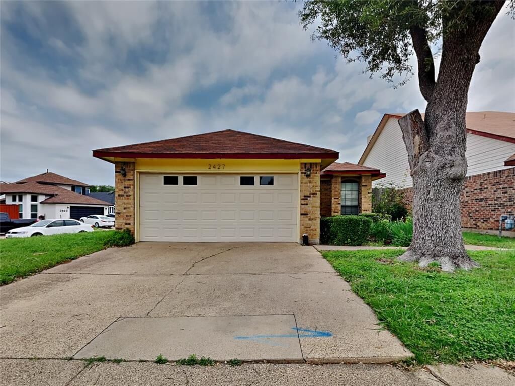 Property Photo:  2427 Centaurus Drive  TX 75044 