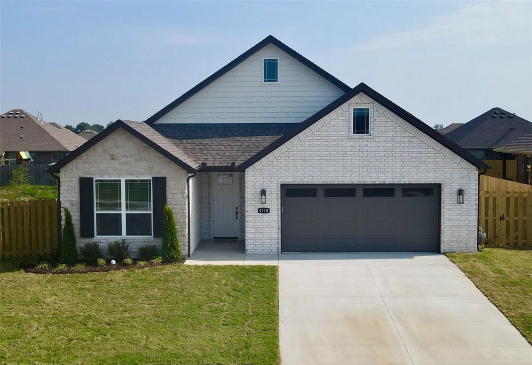 Property Photo:  4718 W Monaco Bend  AR 72704 