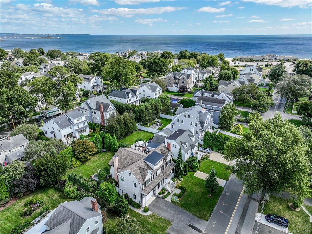Property Photo: 521 Penfield Road CT 06824