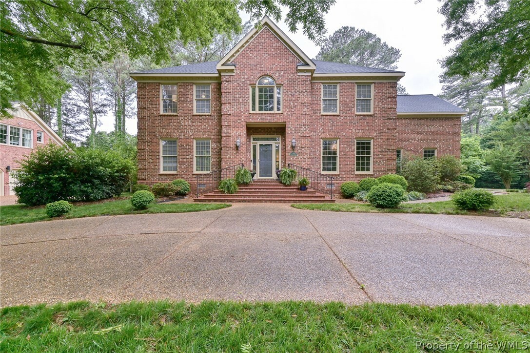 Property Photo:  501 Marlbank Drive  VA 23692 