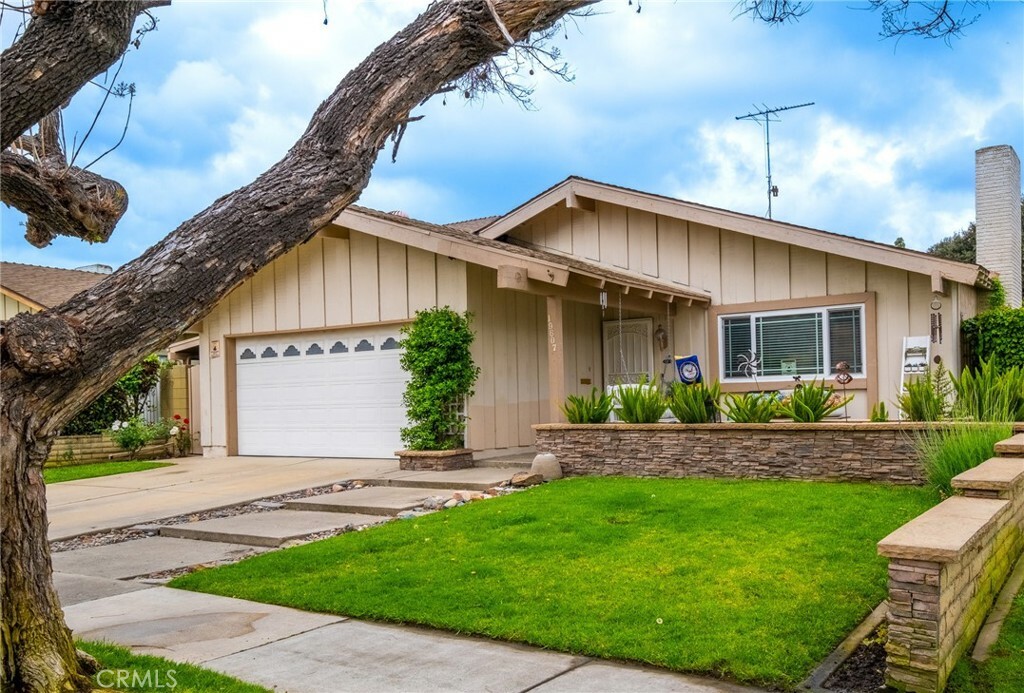 Property Photo: 19607 Ray Circle CA 90703