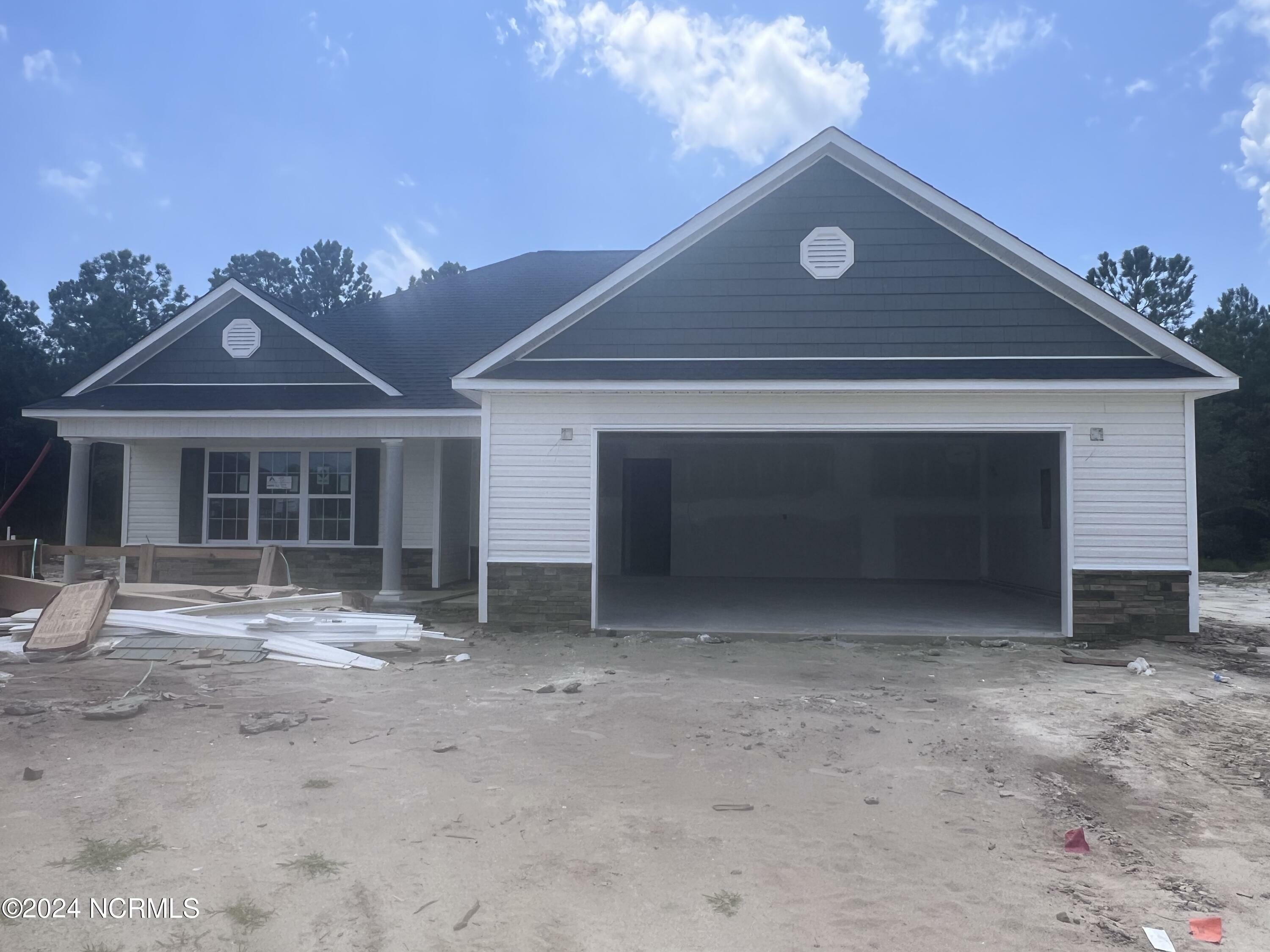 Property Photo: 471 Pebble Shore Drive NC 28460