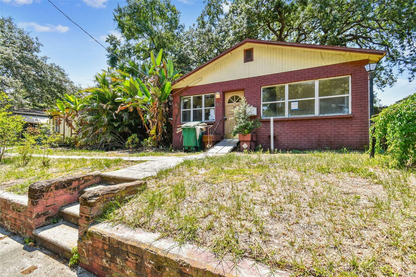 Property Photo:  1303 E New Orleans Avenue  FL 33603 