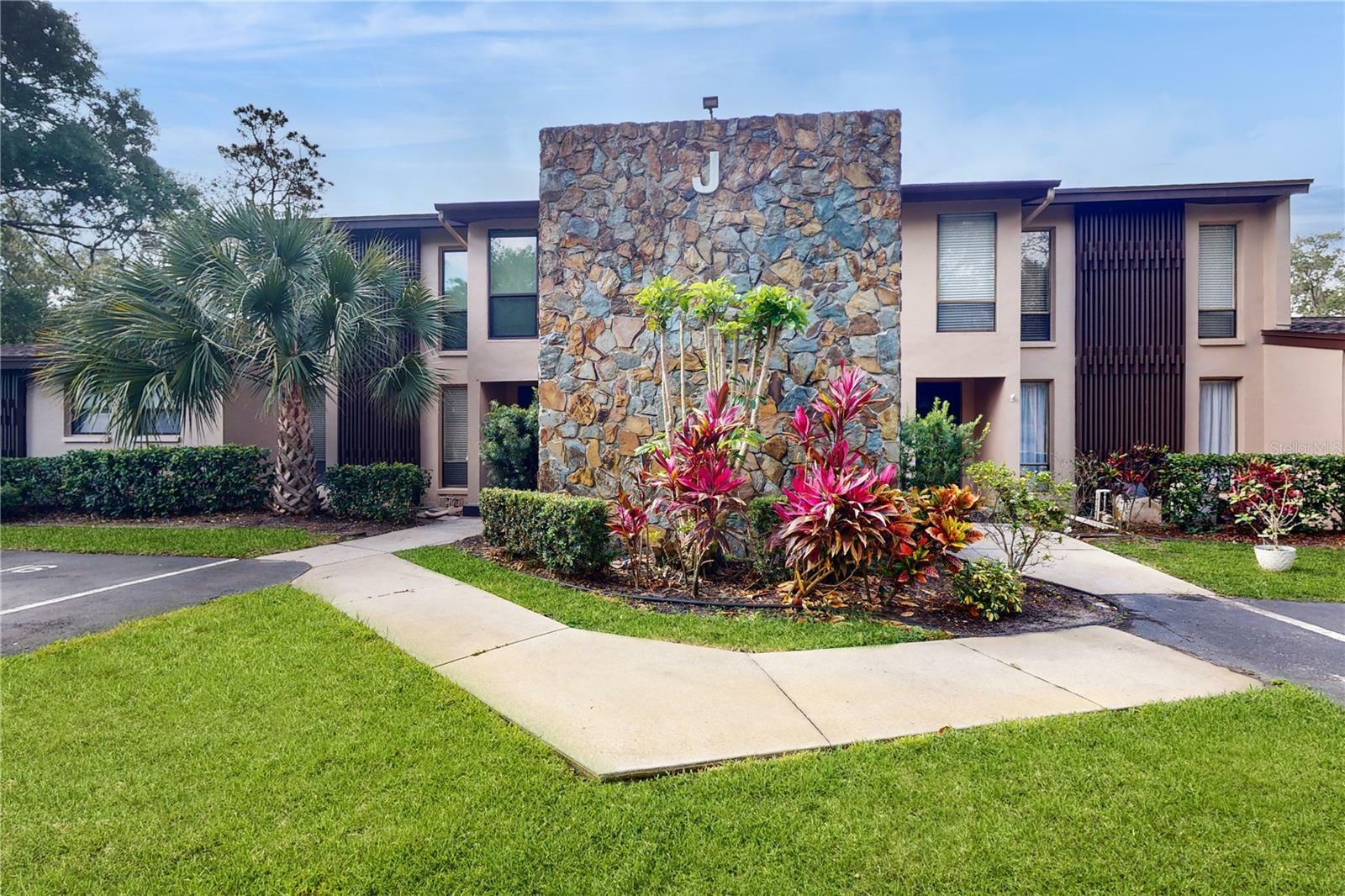 Property Photo:  1400 Tarpon Woods Boulevard J3  FL 34685 