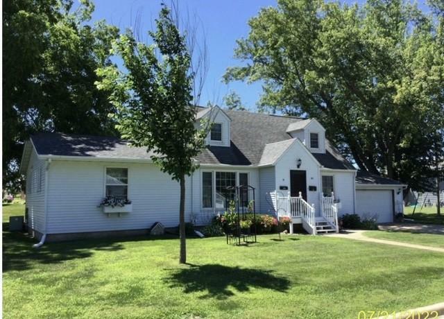 Property Photo: 85 E 14th Street MN 55992
