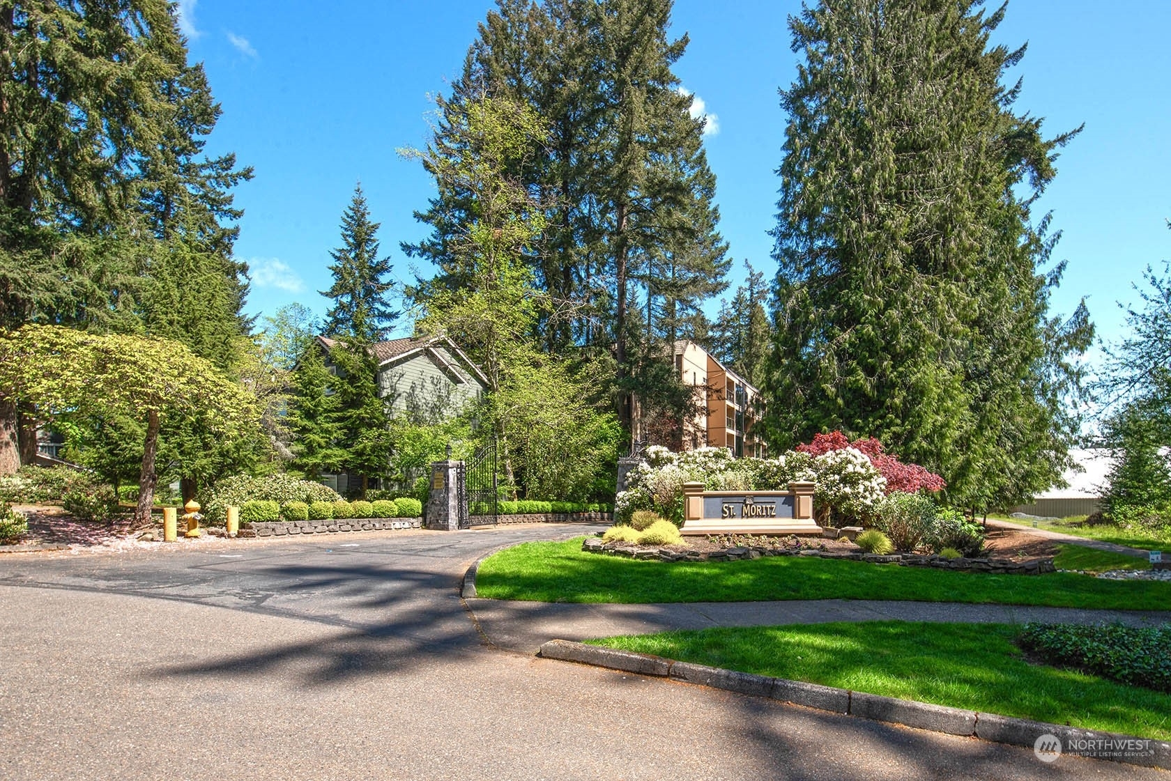 Property Photo:  15512 Country Club Drive B42  WA 98012 