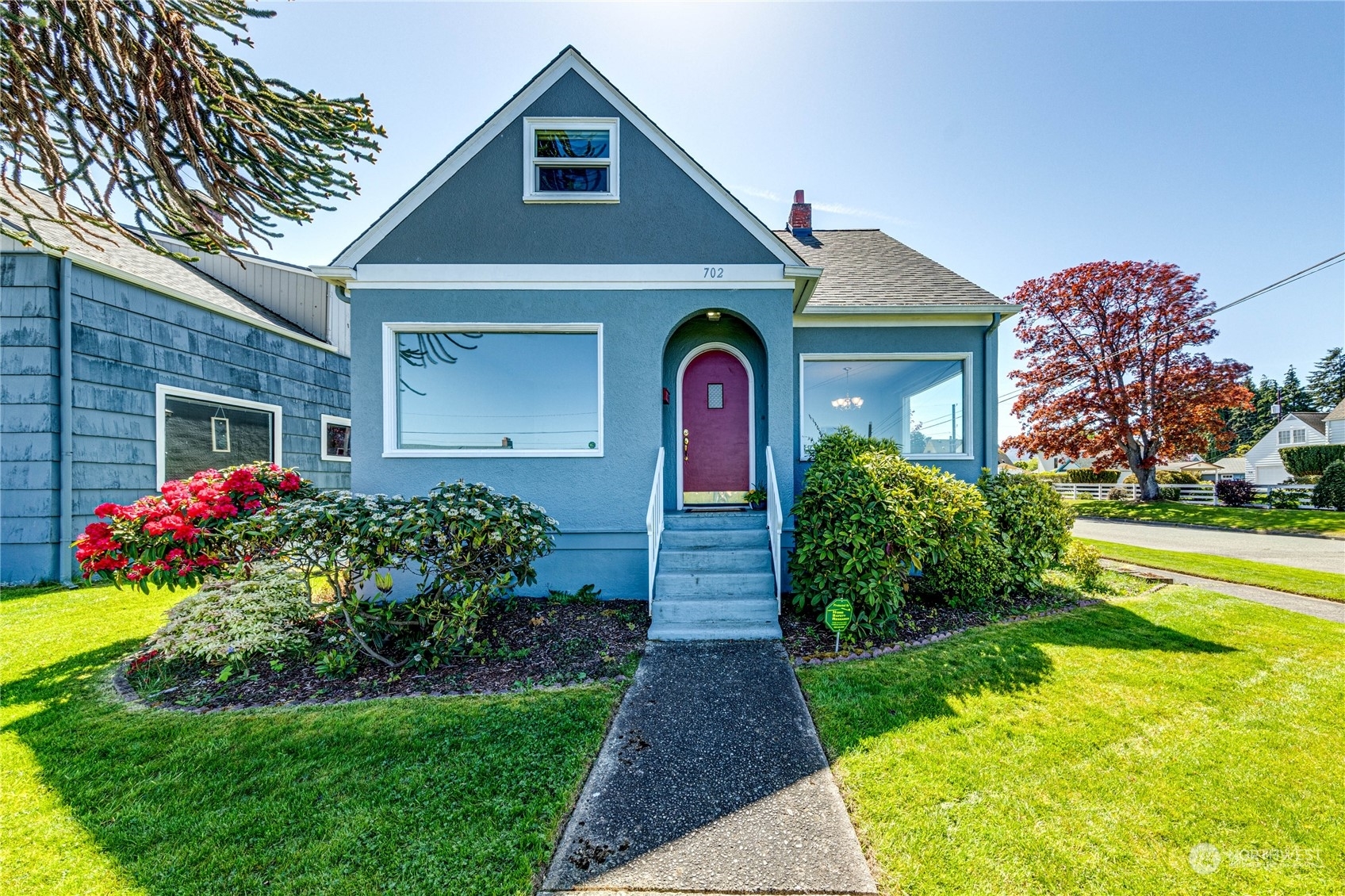 Property Photo: 702 Caroline Street WA 98362
