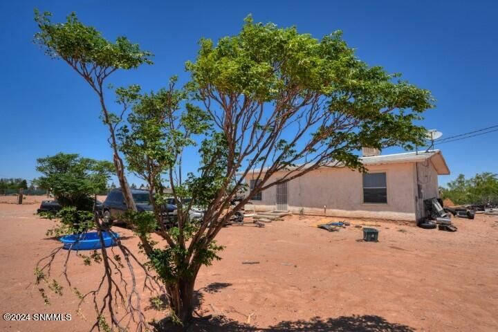 Property Photo:  1016 Garrell Lane  NM 88081 
