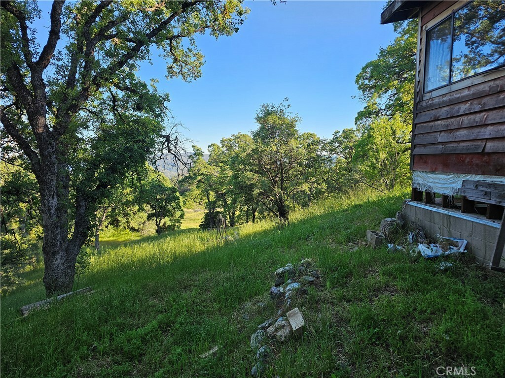 Property Photo:  728 Watertrough Road  CA 95423 