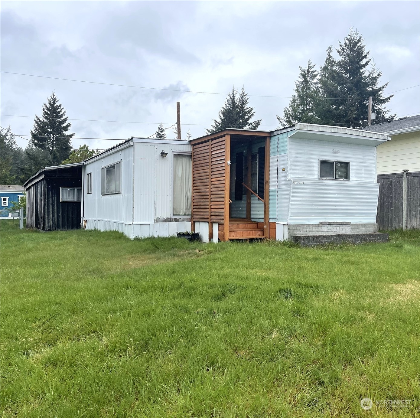 Property Photo: 1911 2nd Avenue W WA 98312