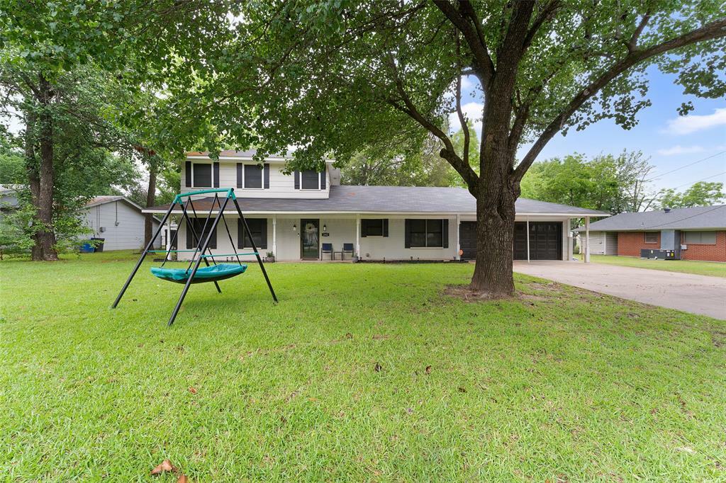 Property Photo:  242 Parkins Street  TX 75482 