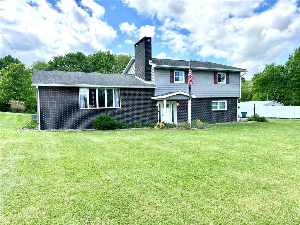 Property Photo:  499 Bunker Hill Rd  PA 16201 