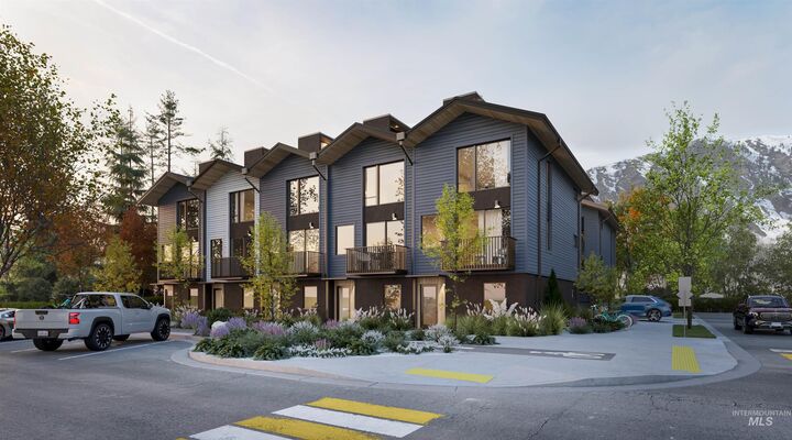 Property Photo: 317 N River Street Unit 8 ID 83333