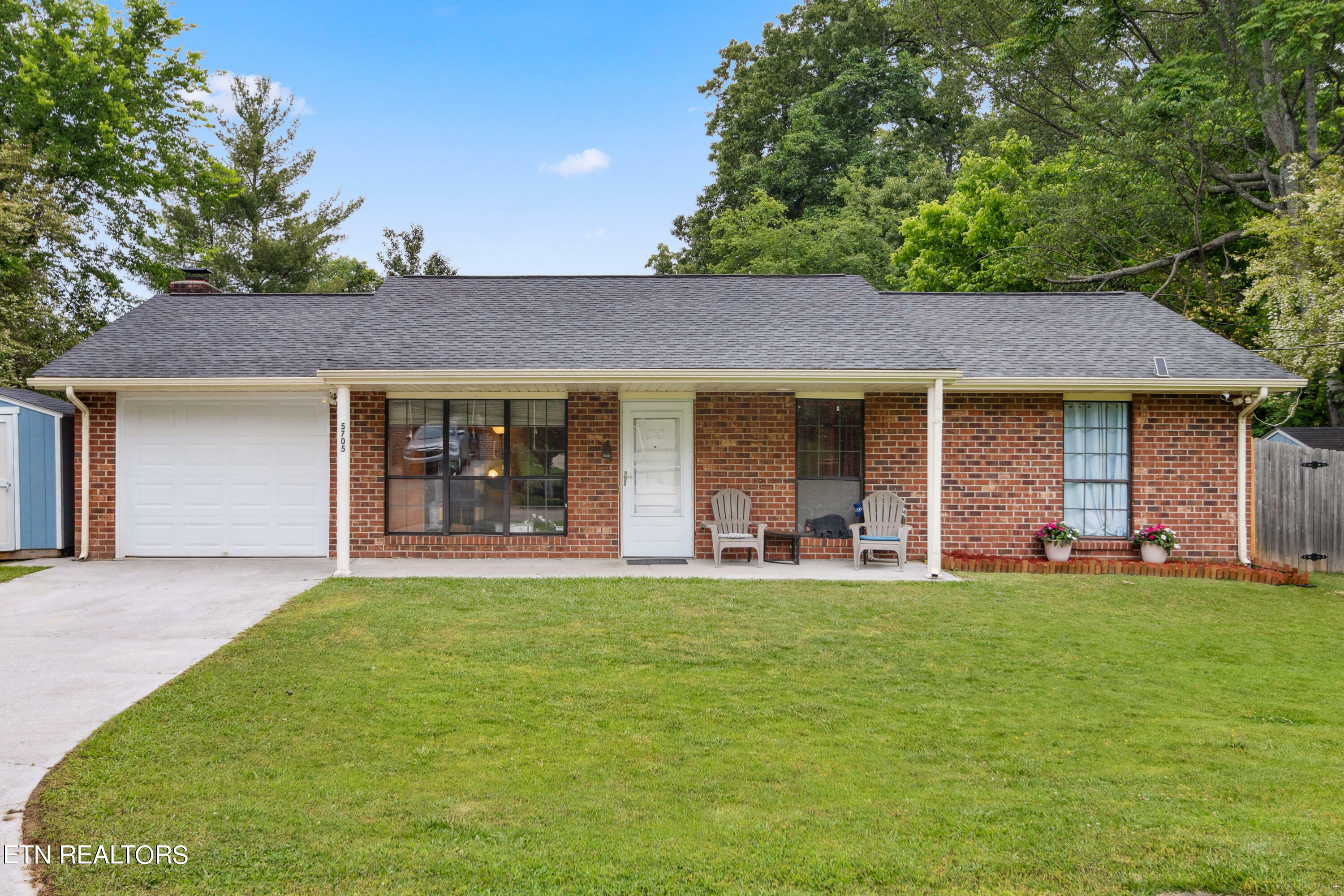 Property Photo:  5705 Acapulco Ave  TN 37921 