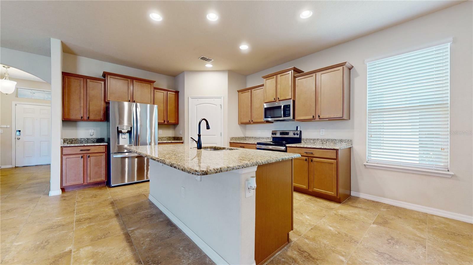 Property Photo: 8233 Lakeview Crossing Drive FL 34787