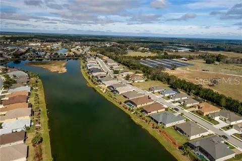 Property Photo: 8339 Bridgeport Bay Circle FL 32757