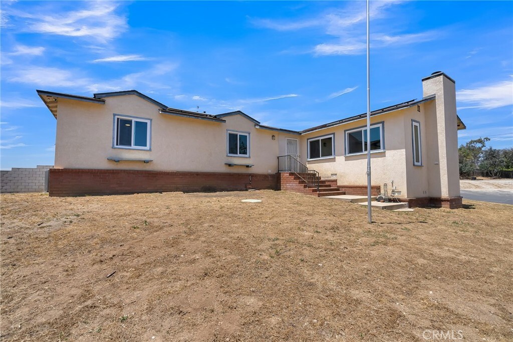 Property Photo:  16293 Ranch Road  CA 92504 