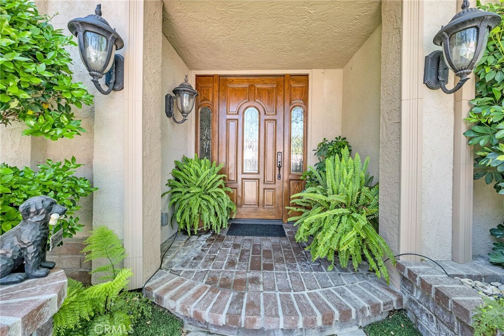 Property Photo:  19350 Winged Foot Circle  CA 91326 